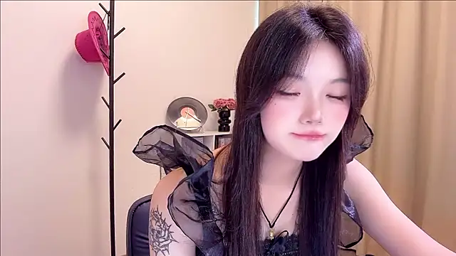 Sultry-01 live