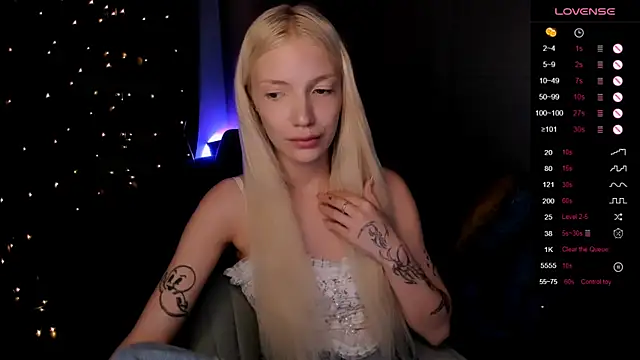 AnyaTaylor_ live
