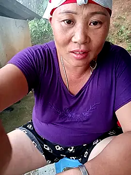 NyloveSquirt live