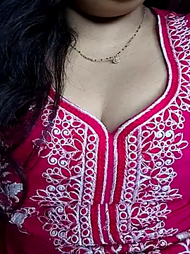 Hottypuja live