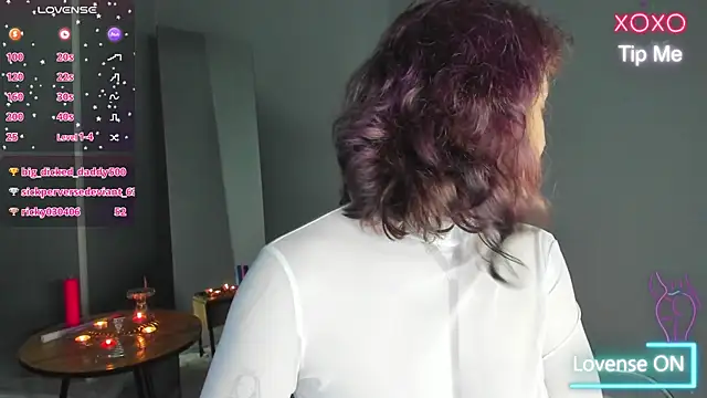 Ricki_Bloom live