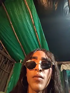 GabyMilan_ live