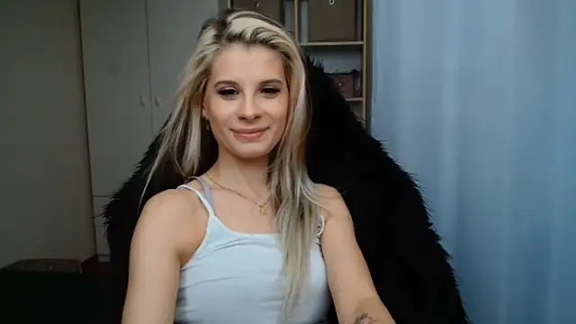 KristineGlow live
