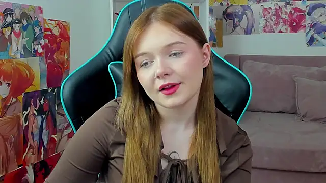 ElinaVale live