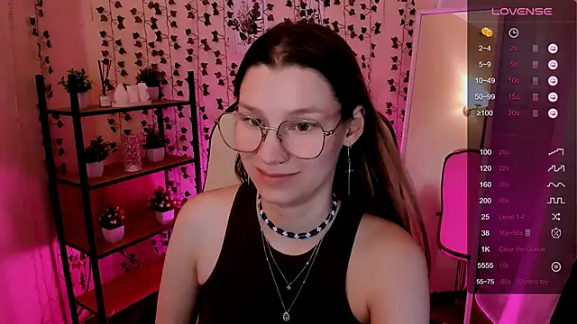 LinaBlossom_ profile