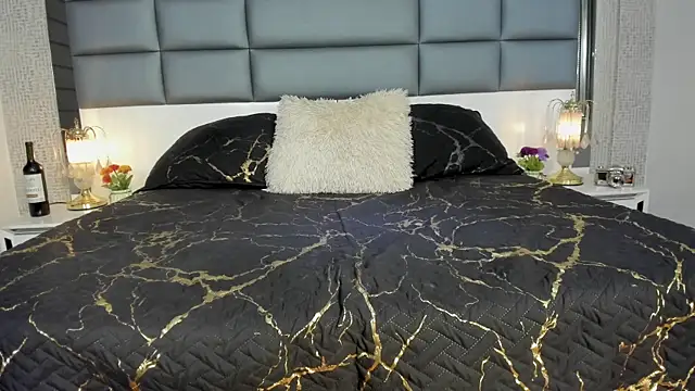Mrs_Regina_clk live