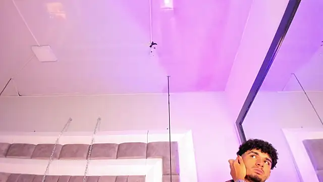 LucasThomson_ profile