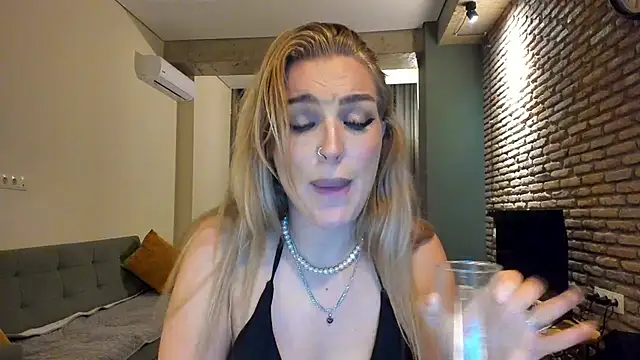 fifteenpoem live
