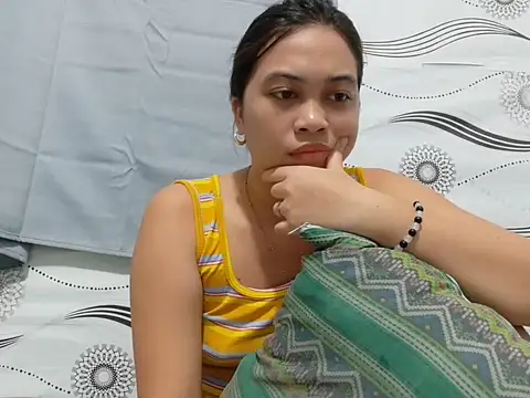 Ursexyasianskinny live