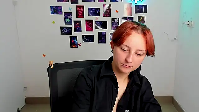 Dilara_Kiss_ live