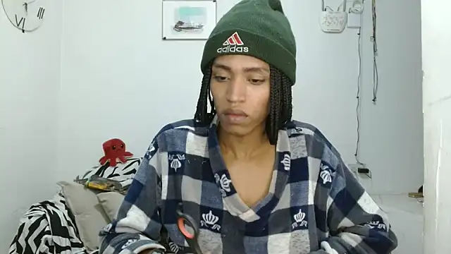 angelamarie1 live