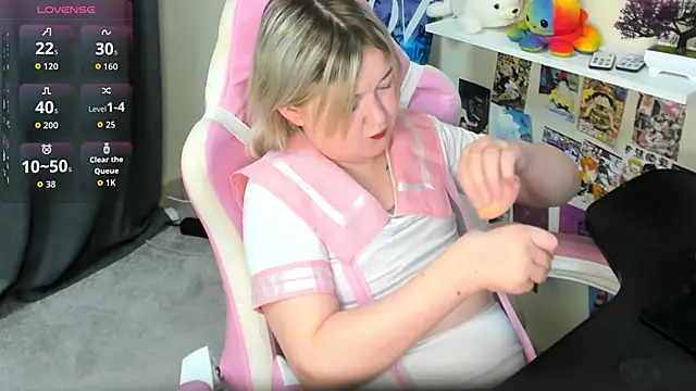 Sara_Robinson live