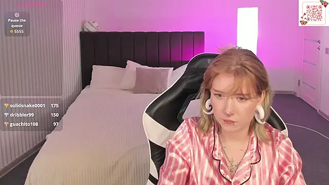 Elira_Vane live