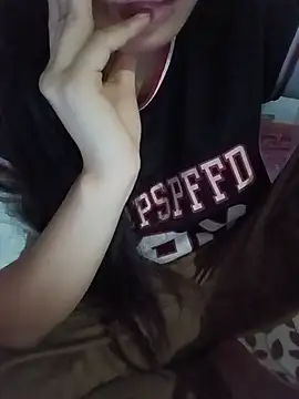 Hilary-123 live