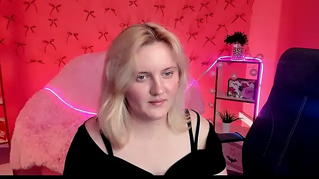 KathyBriggs live