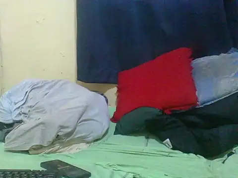 naughty-slender live