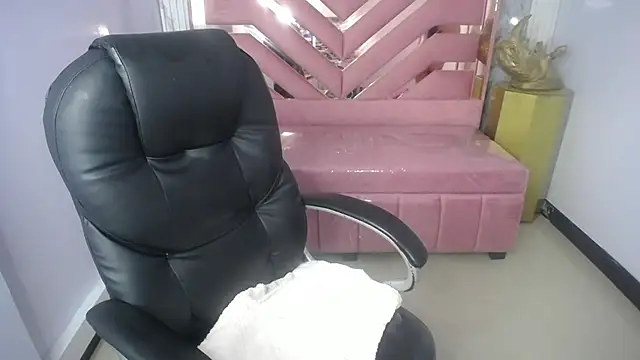 Mia_Pink_ch live