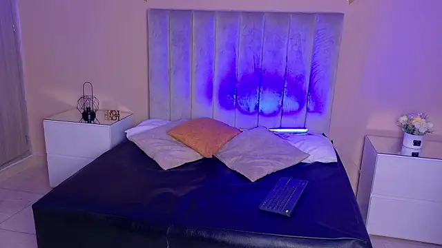Derek_Sinn live