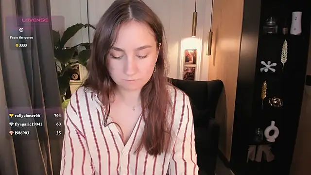 polly_bloomm live
