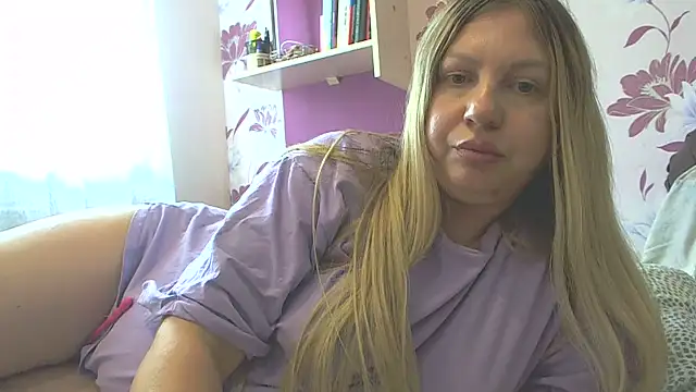 AmaandaSexyHotAss69 live