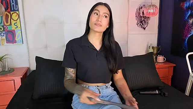 Taly_Fox live