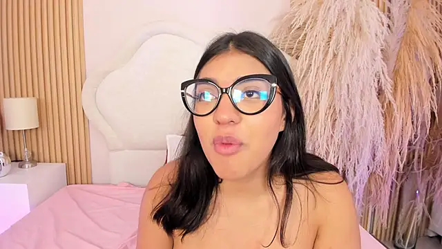 rebeca_taylor live