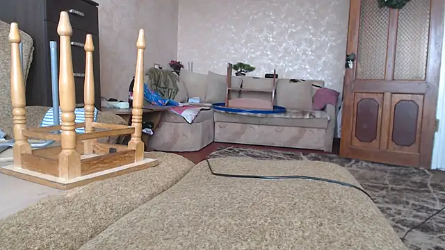 Amy_August live