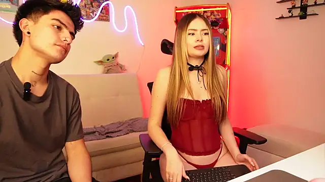 tommy_and_sophie live