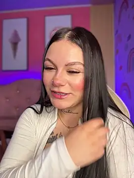 Megaan__More live