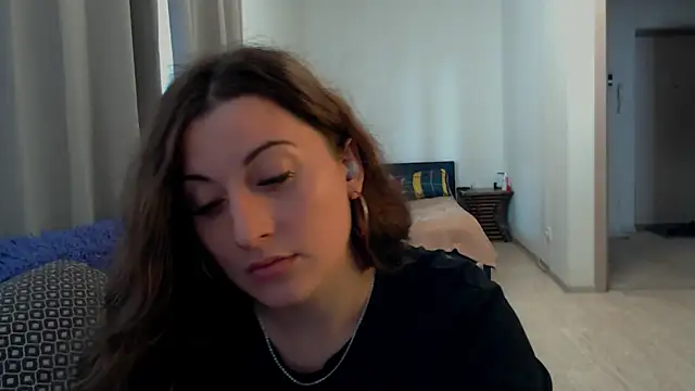 Helen_Adams_ live