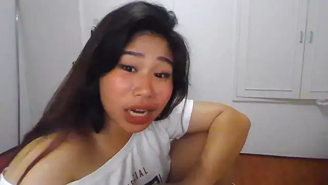 CathleenLaurole live