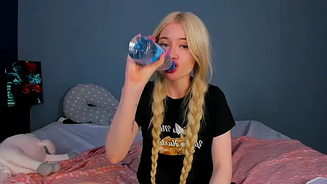 Lillie_Berry live