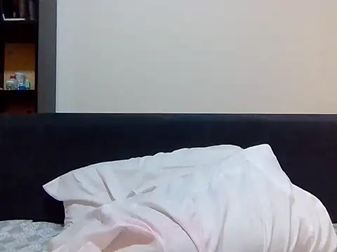 MissCurvey1 live