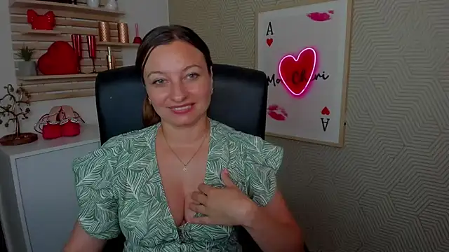 angelaSamt live