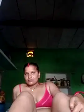 Shivani09900 live