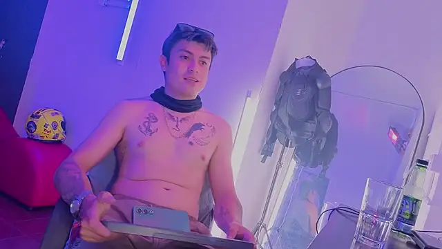 angel_still_ live