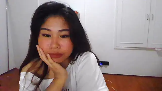 CathleenLaurole live