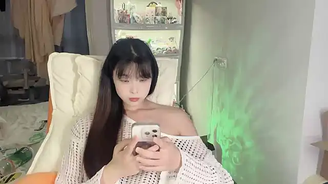 Akong11 live