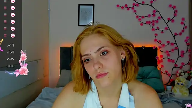DellaRows live