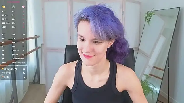 AuraLaunni live