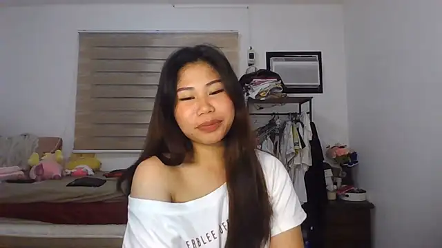 CathleenLaurole live