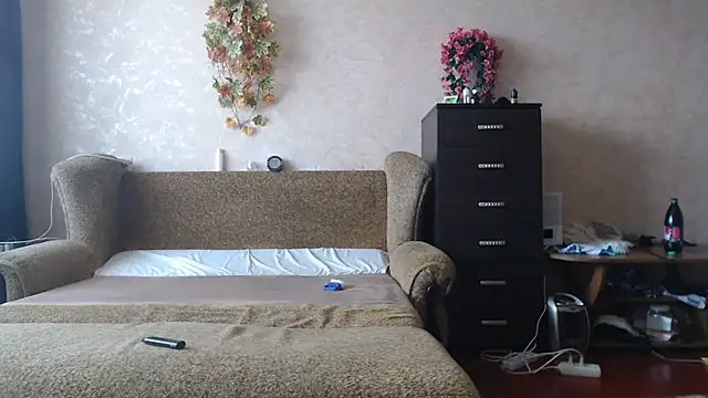 Amy_August live