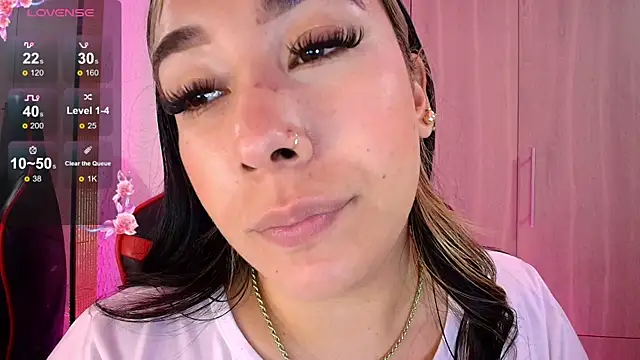 leahtemptation3 live
