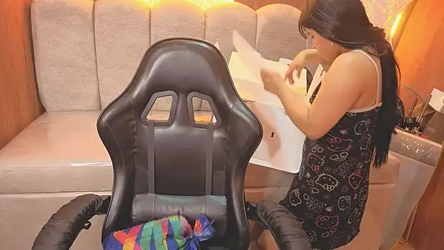Paulette_v live