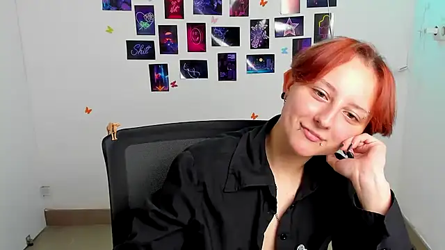 Dilara_Kiss_ live