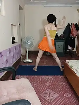 Moona_heny live