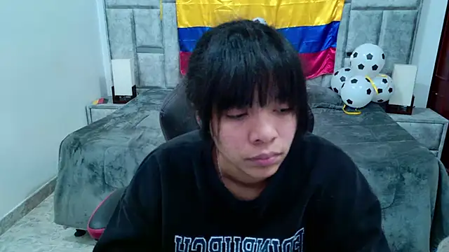 laureentt_ live