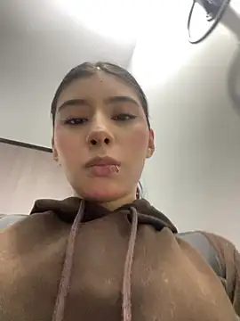 chloe_bluee_ live