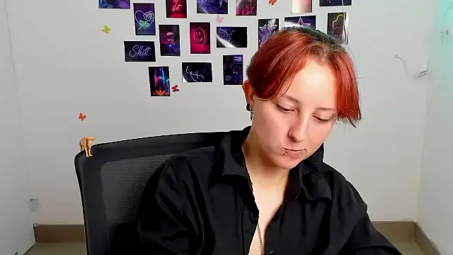 Dilara_Kiss_ live