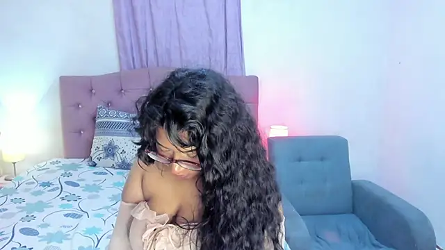 Latinabombsheell profile